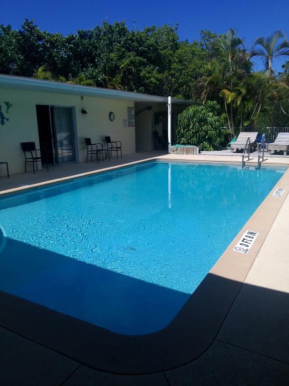 Sunshine Island Inn - Adults Only Sanibel Bagian luar foto